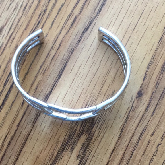 Lucky brand bracelet. Silver. Ex Cond. - Picture 3 of 4